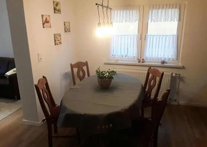 Ferienwohnung 70 , Gersfeld Rhoen , Ortsmitte , Frisch Saniert , Gaestehaus Mierdel